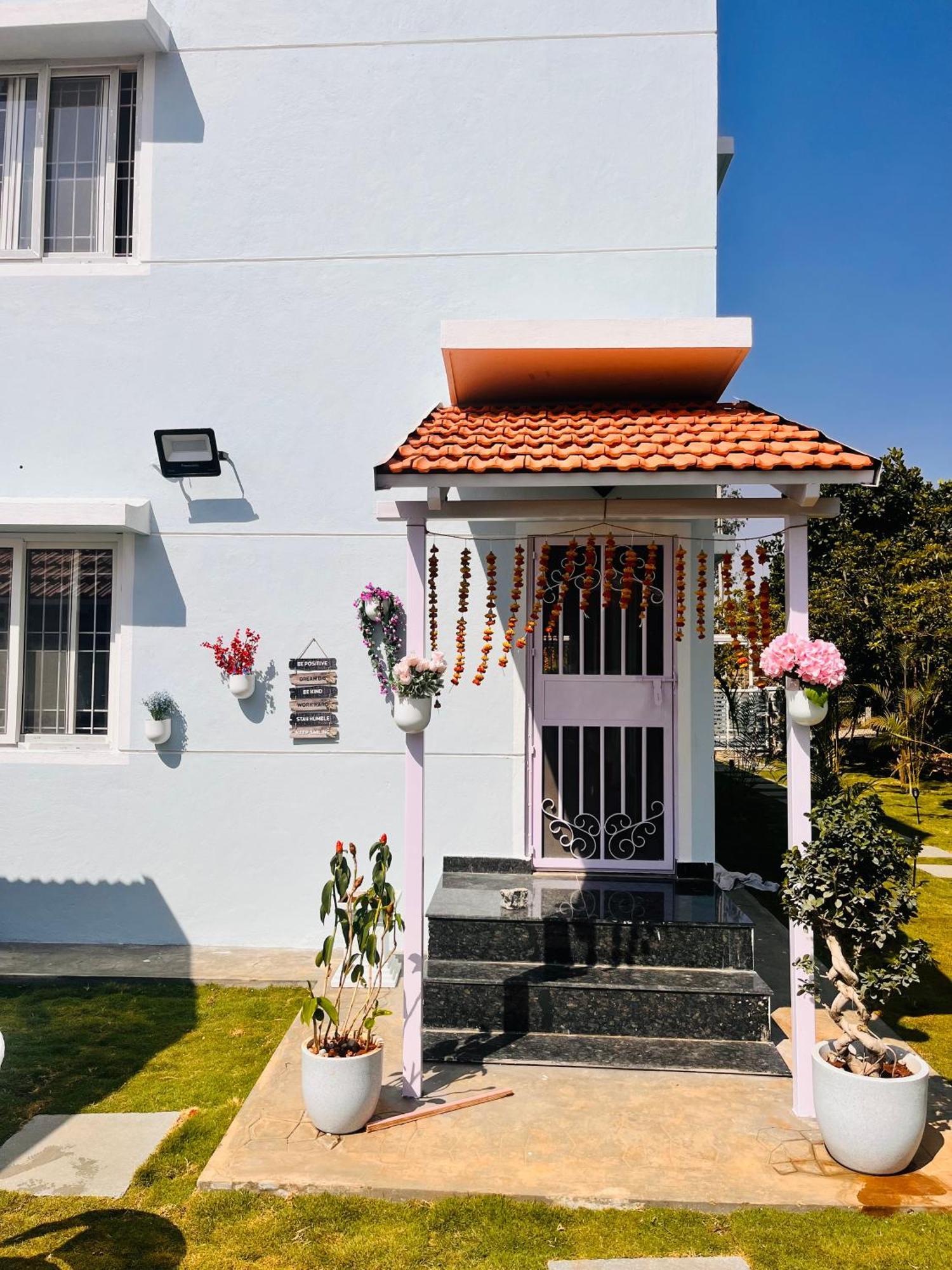 Paradise Blue Bangalore Exterior foto